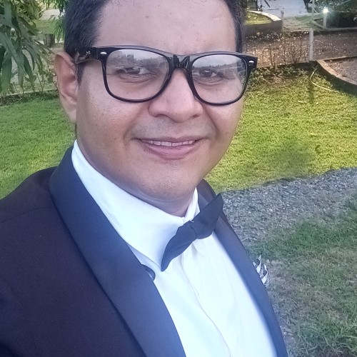 Efraín  G.