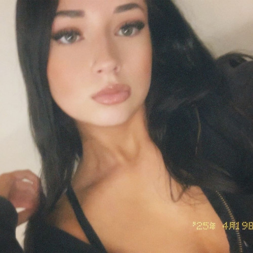 eva c. profile photo