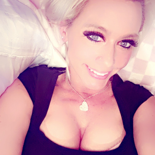 Carie B. profile photo