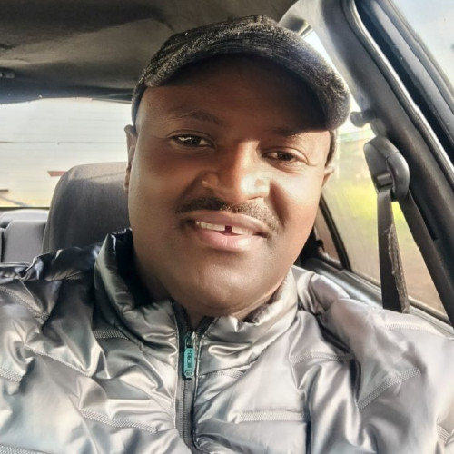 QANYE E. profile photo