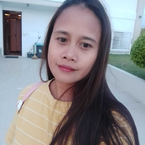 christine r. profile photo