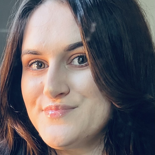 Chloe J. profile photo