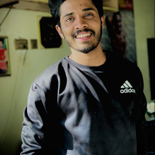 Ali R.