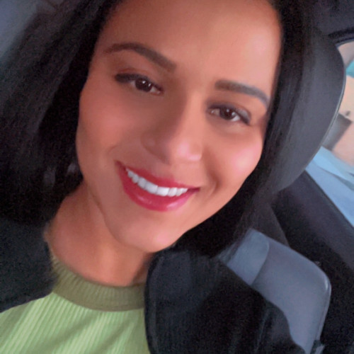 Mia R. profile photo
