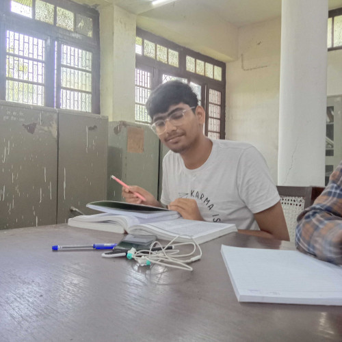 madhav A. profile photo