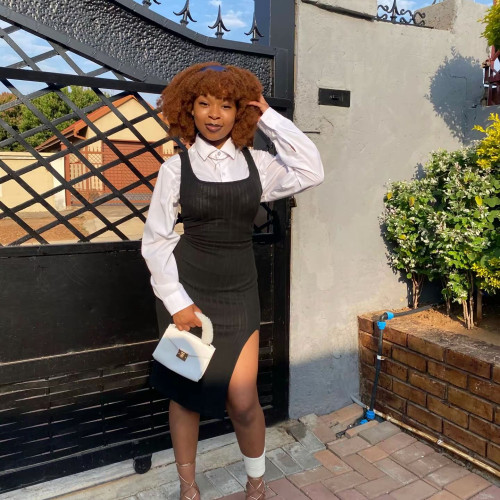 Her e. profile photo