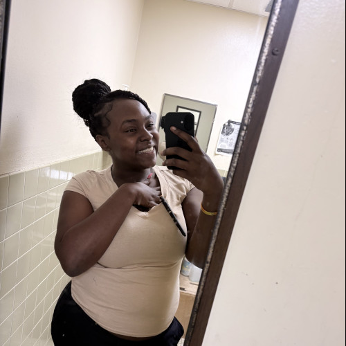 Zella S. profile photo