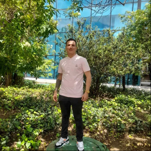 carlos b. profile photo
