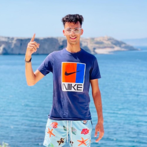 Yassine  A.