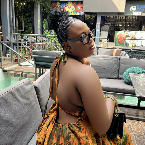 Oluwanishola m.