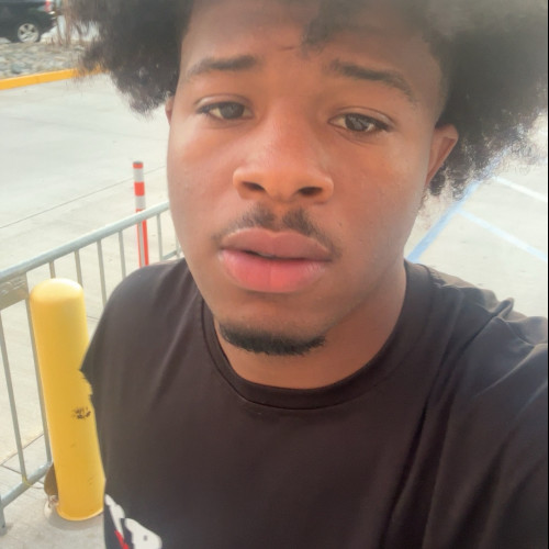 Omari M. profile photo