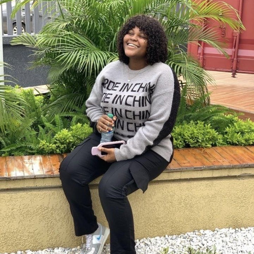 dela c.