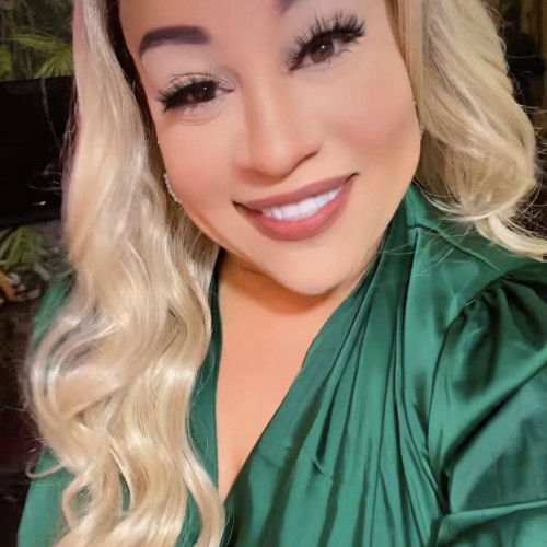 Ambie F. profile photo