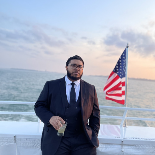 Julian  L. profile photo
