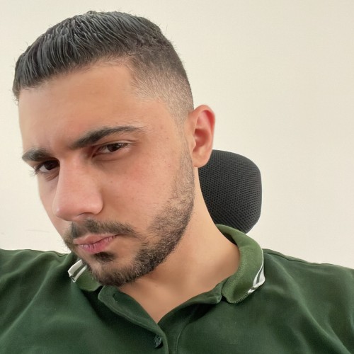 Ali L. profile photo