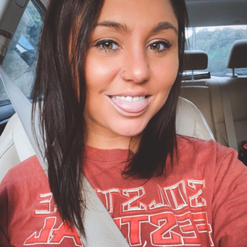 Tia H. profile photo