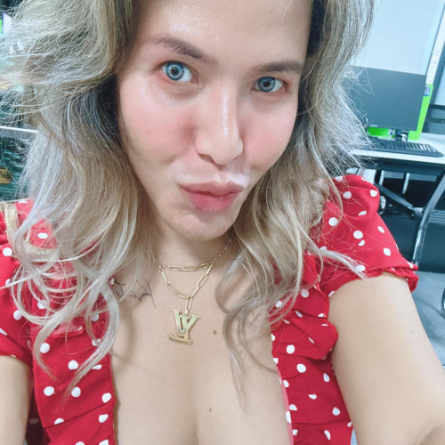 Dee D. profile photo