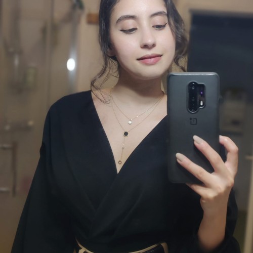 Oumaima H. profile photo