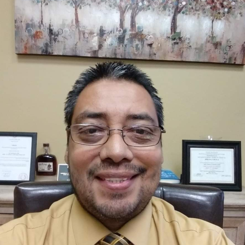 ROBERTO G.