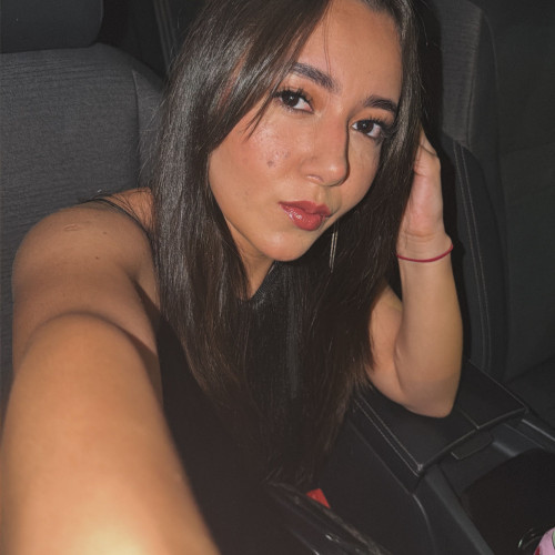 Camila V. profile photo