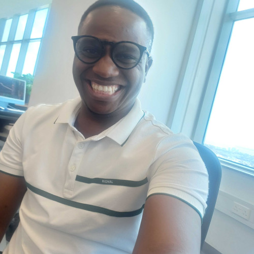 Seven J. profile photo