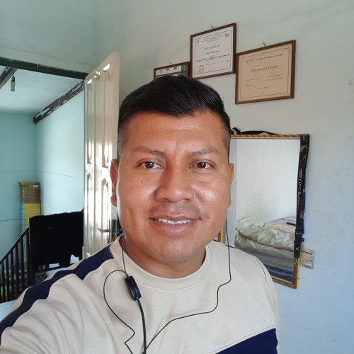 Yany R.