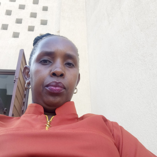 Everlyne M. profile photo