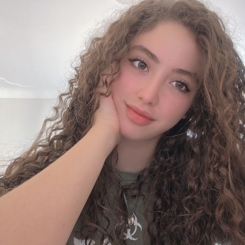Anais H.
