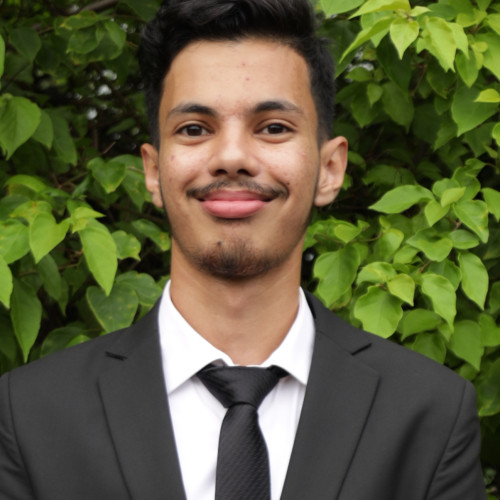 Aden V. profile photo