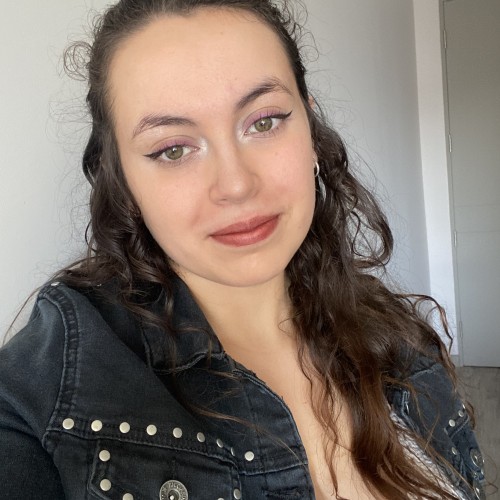 Victoria M.