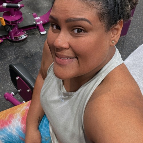 Rossy R. profile photo