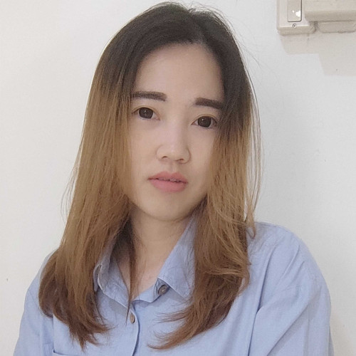 gloria v. profile photo