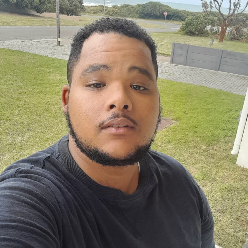 Grueswayn  E. profile photo