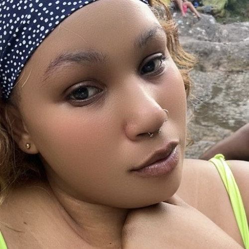 Shannia W. profile photo