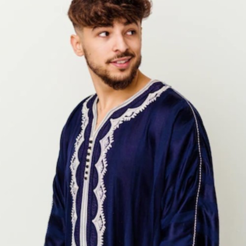 Elias R. profile photo