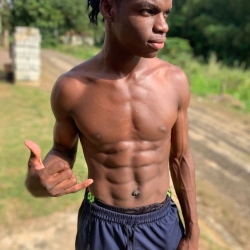 YOSHANE B. profile photo