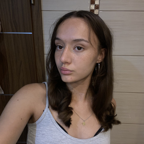 maria l. profile photo
