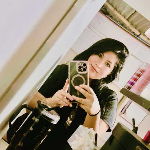 Guissel b. profile photo