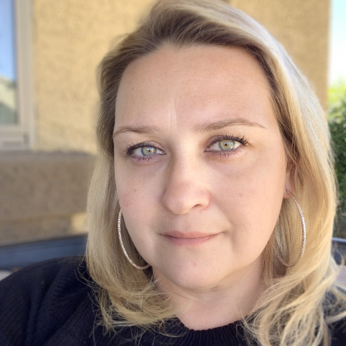 Elizabeth M. profile photo