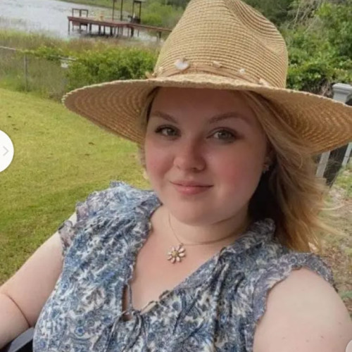 Laura  N. profile photo