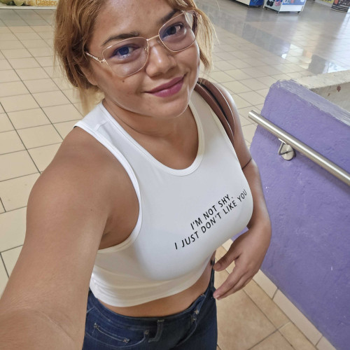 damaris l. profile photo