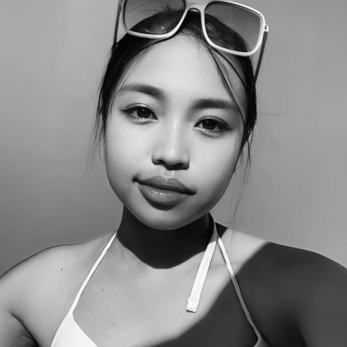 ROSE M. profile photo