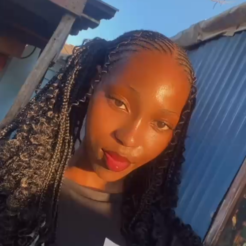 Ahlumile M. profile photo