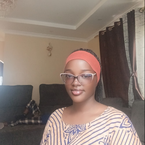 Naomi M. profile photo