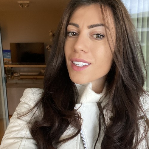 Gabriela  M.