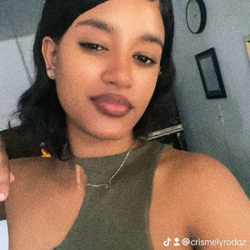 Crismely V. profile photo