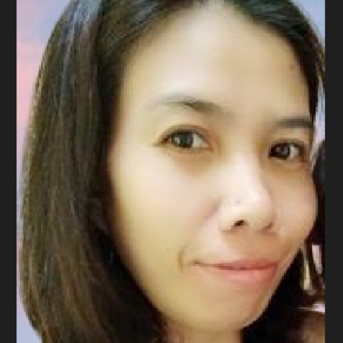 Yola B.