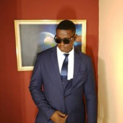Tomiwa o. profile photo