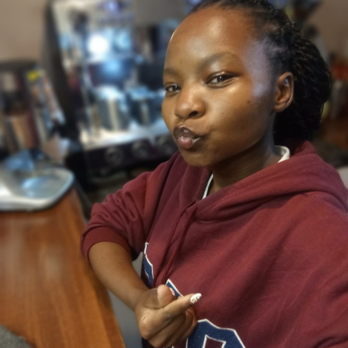 Julie M. profile photo