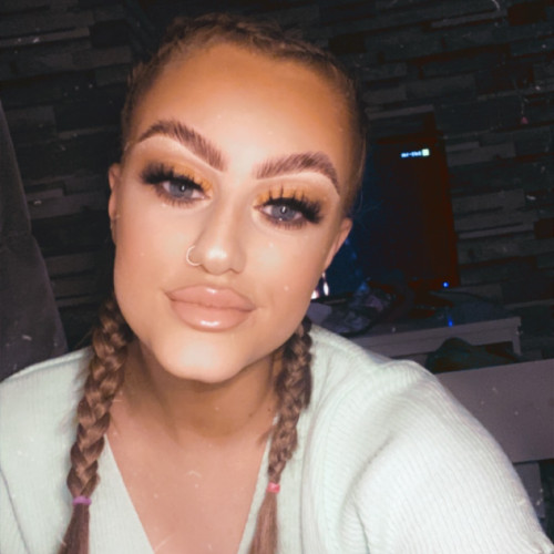 Chloe D.